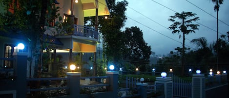 Chambre, 1 chambre, fumeurs, balcon | Extérieur