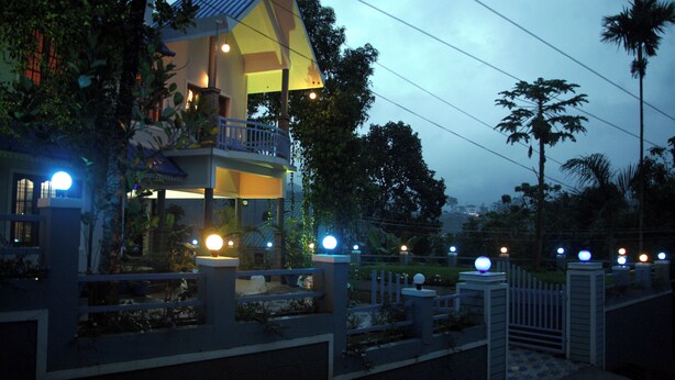 Room, 1 Bedroom, Smoking, Balcony | Bahagian luar