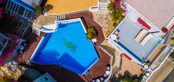 Room, 1 Bedroom, Balcony, Garden View | Pool | Outdoor pool