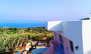 Exterior - Wonderful Villa Near to Sesi Beach, at Gramatiko, Marathon (Marathon)