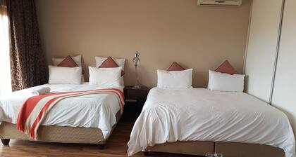 Fairview Bed And Breakfast - Family Room 2