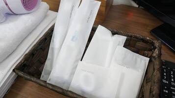 客房, 无烟房 (306) | 客房服务设施