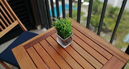 Beautiful & modern condo AC+Gym+Pool+Security