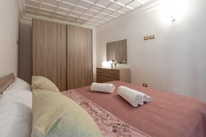 1 bedroom, in-room safe, individually decorated, individually furnished - Casa Marisol (Naples)