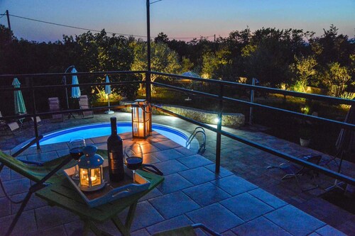 Apartment Villa Oliva with private swimming pool