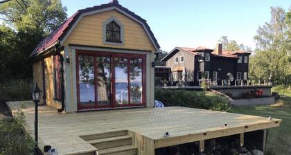 Unique de-stressing villas by the sea