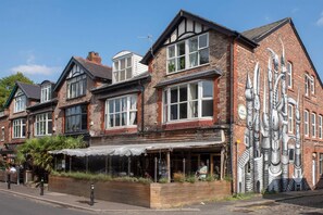 Eenvoudig appartement, 1 tweepersoonsbed met slaapbank | Exterieur