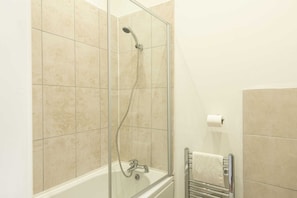 Handdoeken, zeep, shampoo, toiletpapier