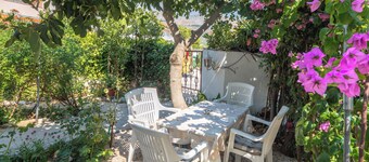 Apartments near Beach Babic