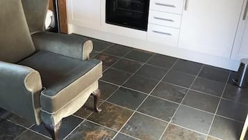 Cottage | Private kitchen | Electric kettle, highchair