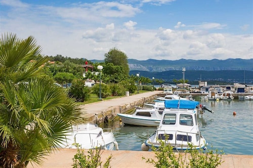 Villa Toic by the seaside with beautiful Seaview