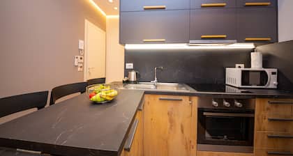 Central Chic Apartments
