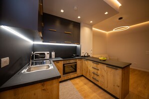 Appartement, 1 chambre, balcon (3) | Cuisine privée