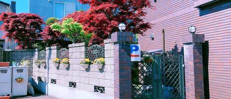 Entrada de la propiedad