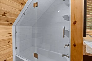 Ferienhütte, 2 Schlafzimmer | Badezimmer | Handtücher