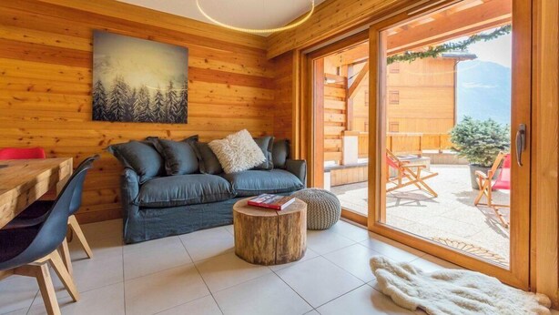 TV - Apartment Amilu - beautiful 7/9 person ski-in, ski-out (Montgenèvre)