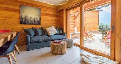 Apartment Amilu - beautiful 7/9 person ski-in, ski-out