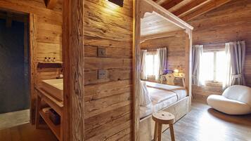 Classic Double Room | Premium bedding, desk, laptop workspace, free WiFi