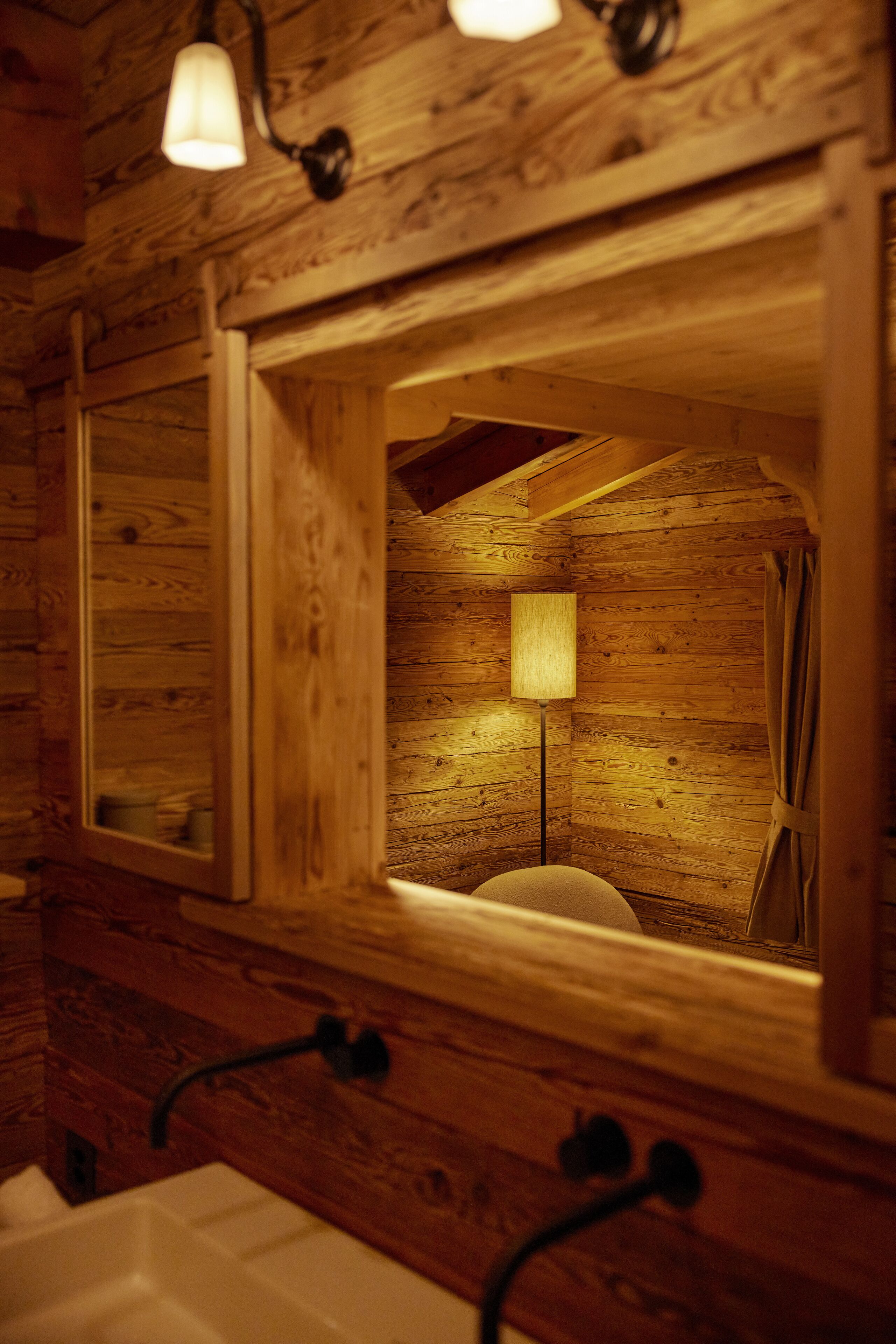 classic double room | premium bedding, desk, laptop workspace, free wifi