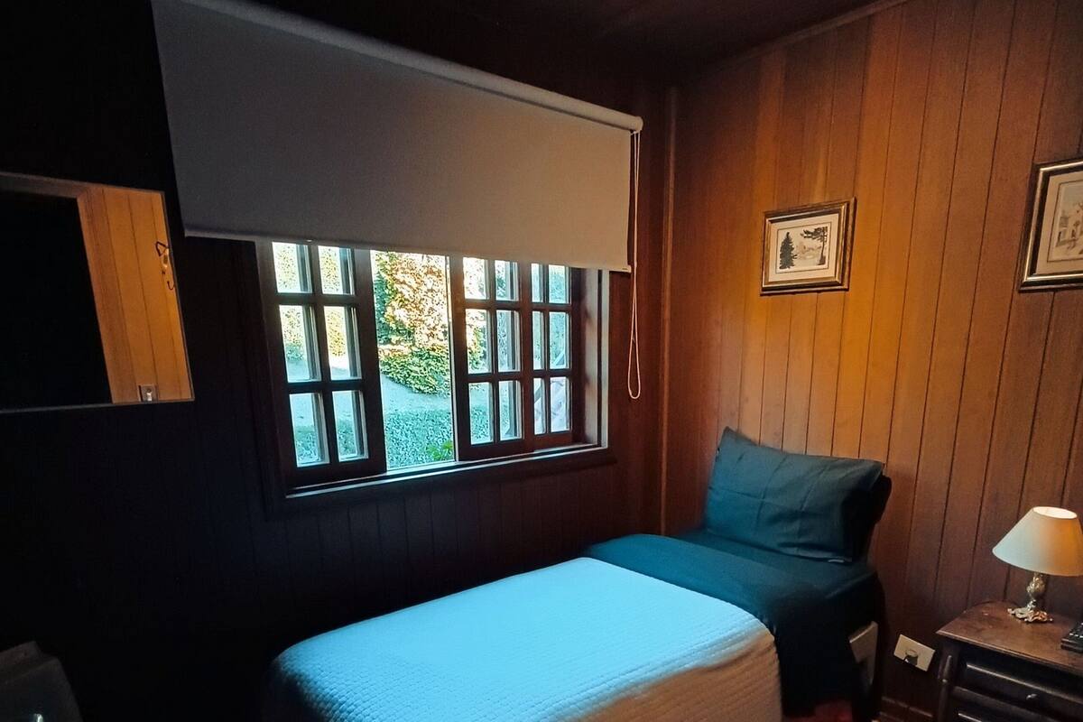 Kamar Single Ekonomi | Wi-Fi gratis dan didekorasi berbeda-beda