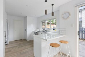 Fridge, microwave, oven, stovetop - Contemporary and Central in Exclusive Sandy Bay (Sandy Bay)