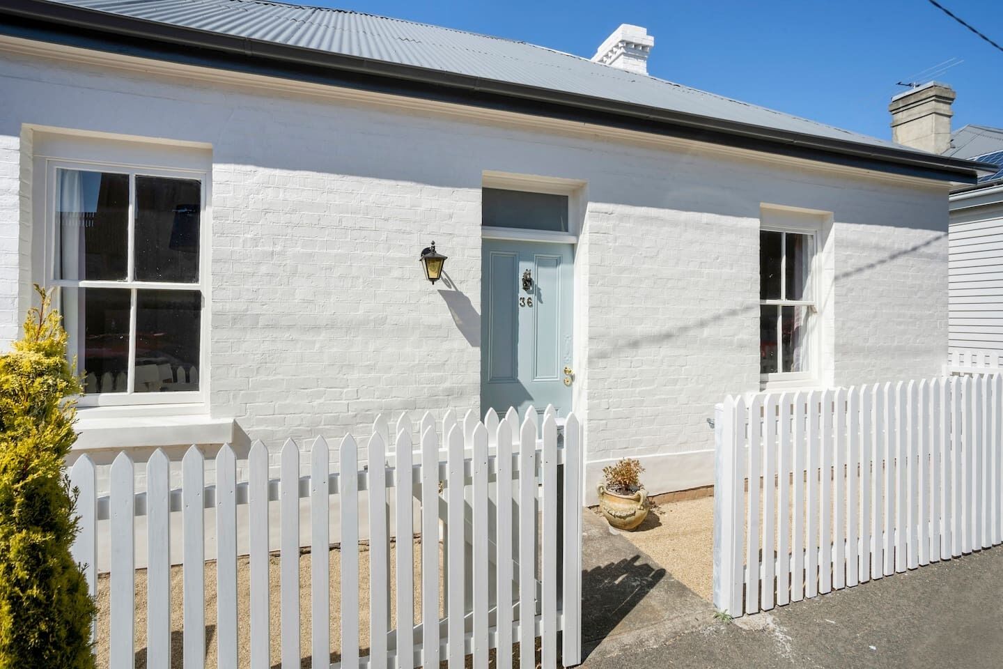 Lovely, cosy, Georgian character home - walk cafes