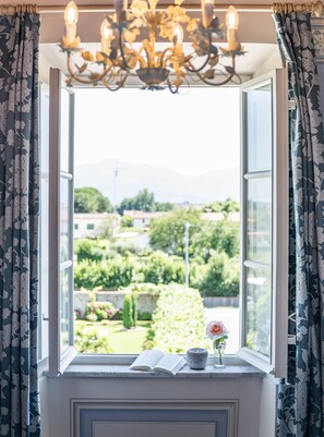 全景双人房, 1 张特大床, 花园景观 (Orchidea) | 迷你吧、客房内保险箱、特色装修、特色家居