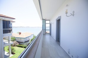 Hallway - Efruze Otel (Ayvalik)