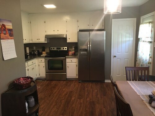 Duplex Apt (Sunshine Suite)