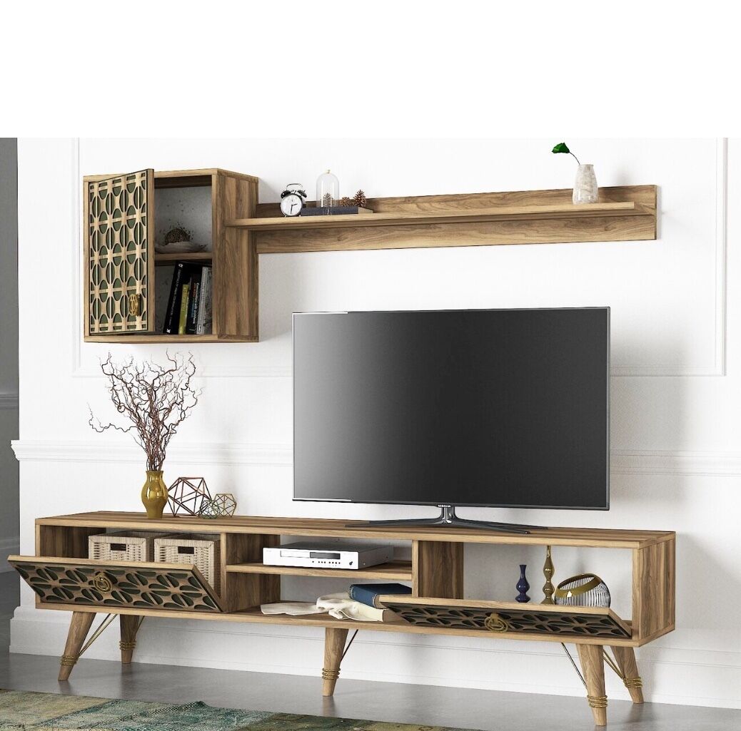 Deluxe House | Living room | Toys, heated floors