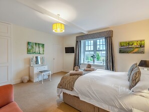 3 bedrooms, free WiFi, bed sheets