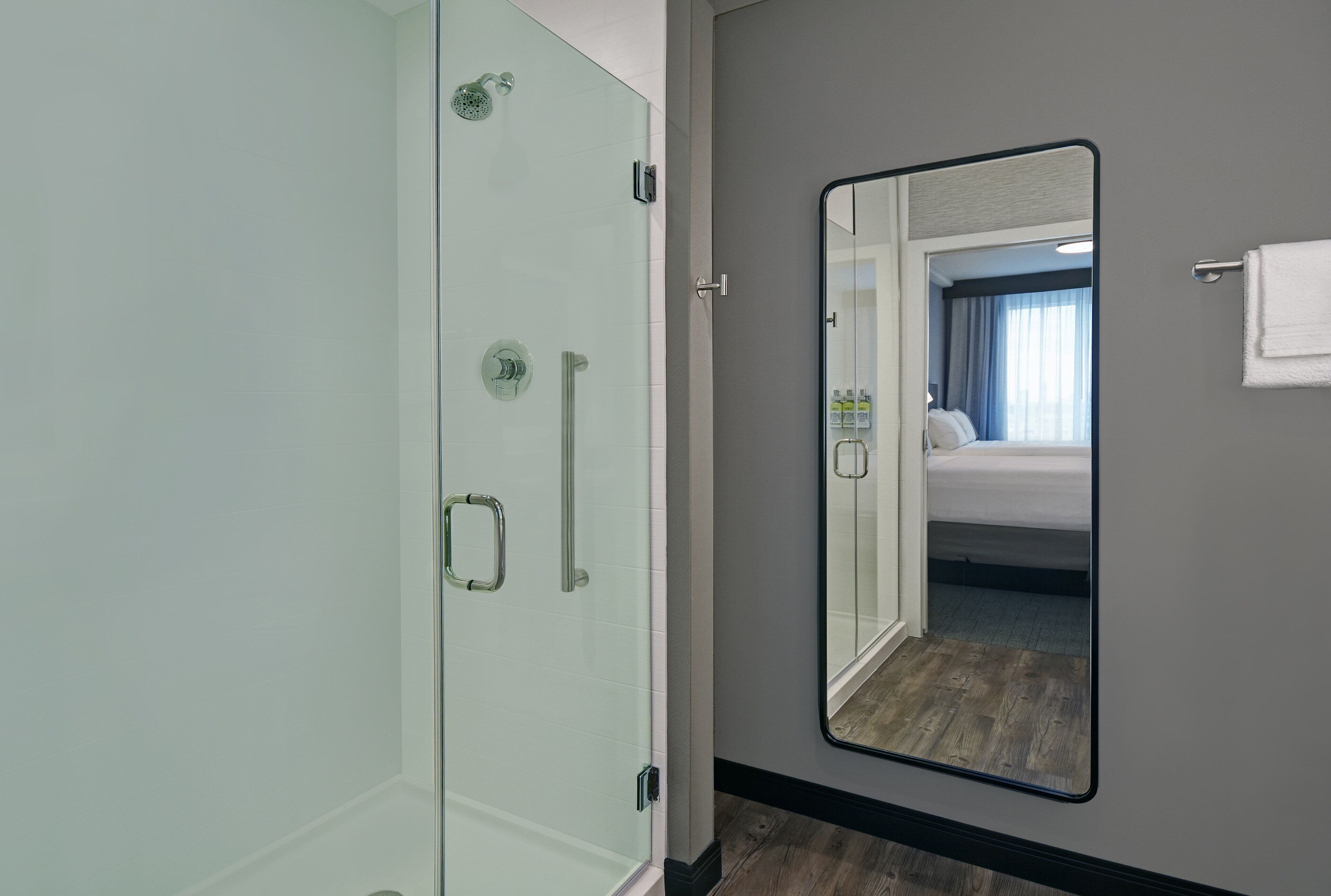 Photo - Staybridge Suites Houston Galleria Area By Ihg