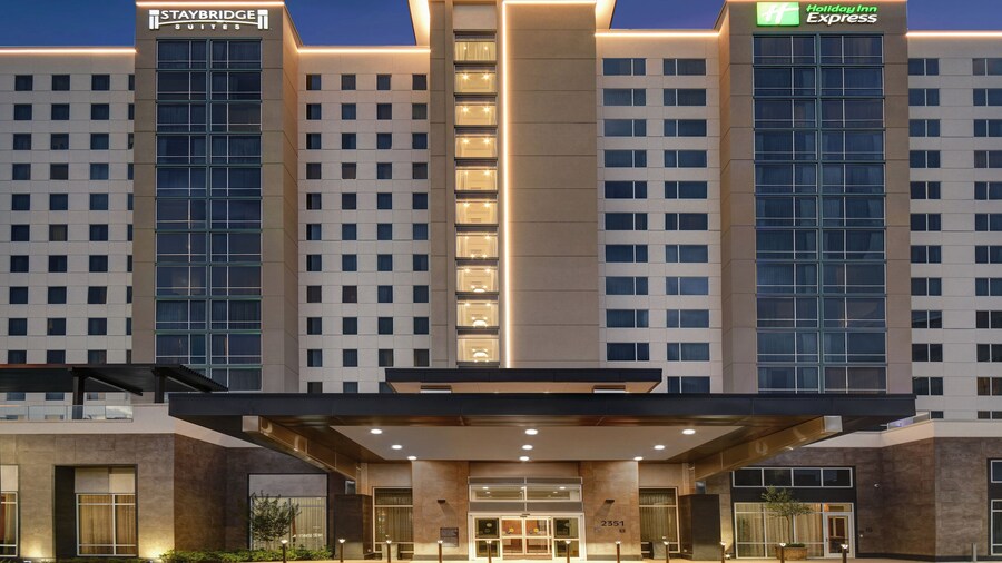 Staybridge Suites Houston Galleria Area by IHG
