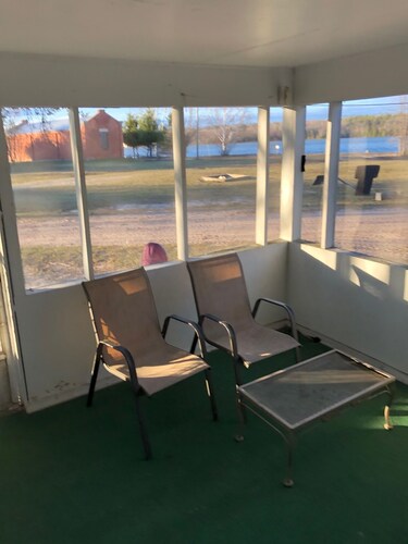 Waterfront Cabin Sugar Island