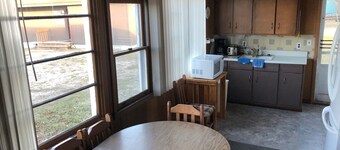 Waterfront Cabin Sugar Island