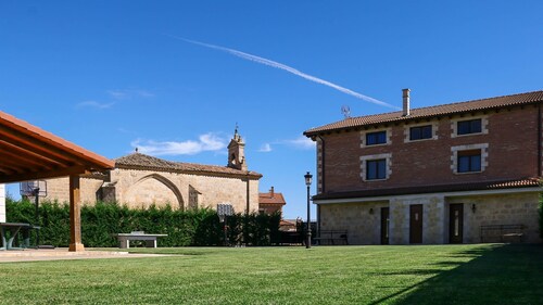 4* rural houses with garden and all comforts