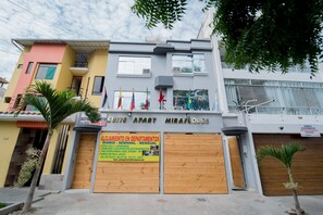 Façana frontal de l'allotjament