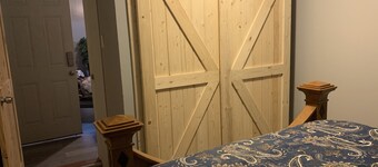 Cozy Farmhouse in Town