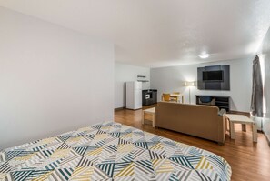 Bureau, Wi-Fi gratuit, draps fournis