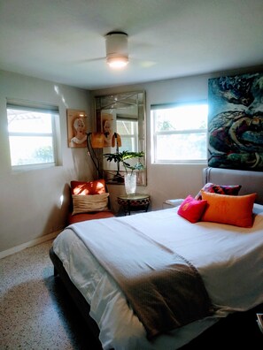 2 bedrooms, desk, iron/ironing board, free WiFi