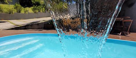 32-Zoll-LED-Fernseher mit Digitalempfang, Fernseher