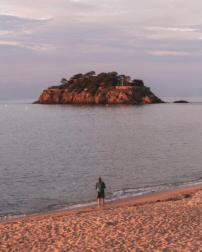 ⭐ "Presqu'île", cosy charm 200 meters from the seafront ⭐