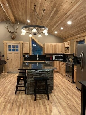Cabin (Aspen Cabin) | Private kitchen - Aspen Cabin (Packwood)