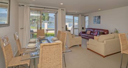 Tairua Waterfront Retreat - Tairua Apartment