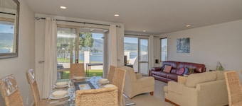 Tairua Waterfront Retreat - Tairua Apartment