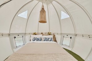 2 bedrooms, internet