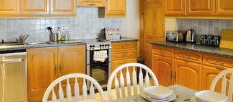 3 bedroom accommodation in Drumnadrochit, near Inverness