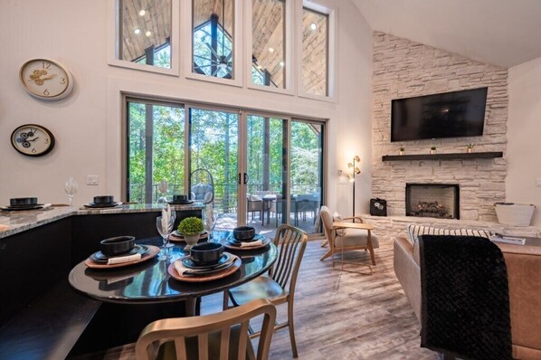 Smart TV, fireplace, video games