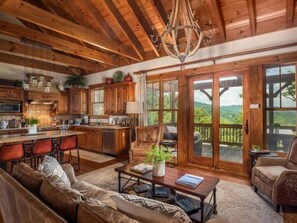 Smart TV, chimenea, reproductor de DVD, futbolito