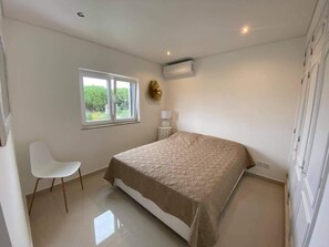 3 bedrooms, iron/ironing board, free WiFi